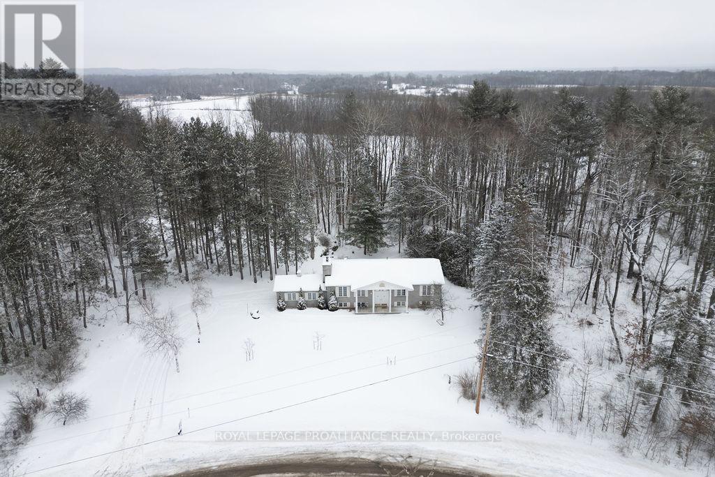 












37 MCCREA COURT

,
Tweed (Hungerford (Twp)),




Ontario
K0K3J0

