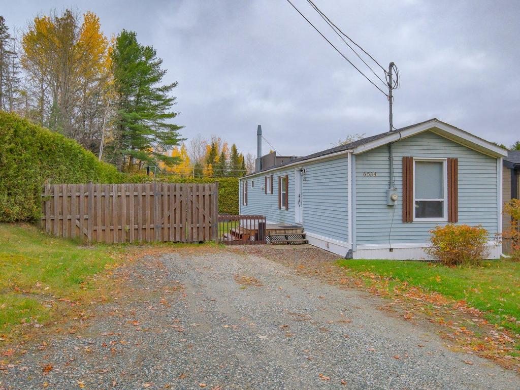 









6534


Rue de Bromont

,
Rock Forest/Saint-Élie/Deauville (Sherbrooke),




QC
J1N2R3

