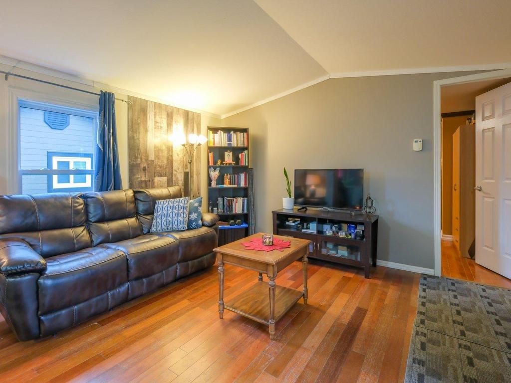 









6534


Rue de Bromont

,
Rock Forest/Saint-Élie/Deauville (Sherbrooke),




QC
J1N2R3

