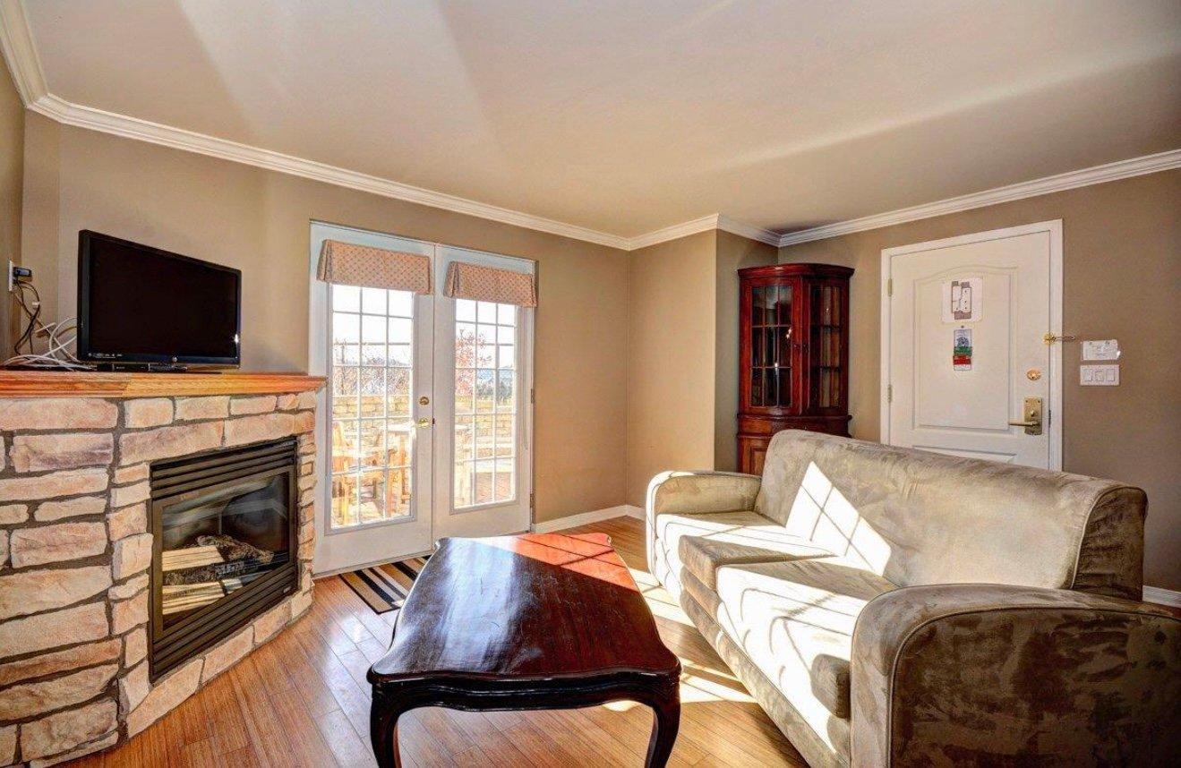 









570


Ch. des Frênes

, 3205,
Piedmont,




QC
J0R1K0

