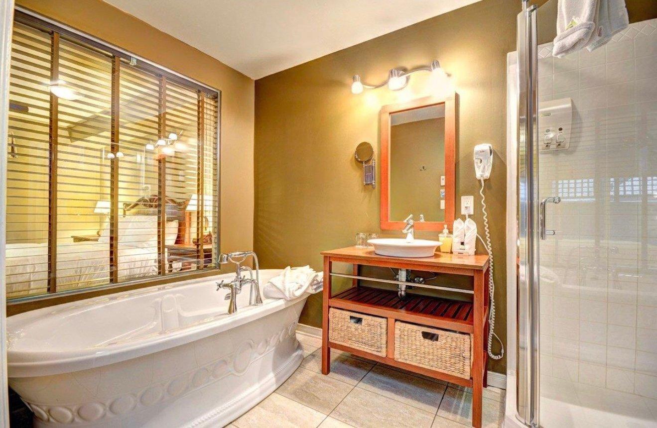 









570


Ch. des Frênes

, 3205,
Piedmont,




QC
J0R1K0

