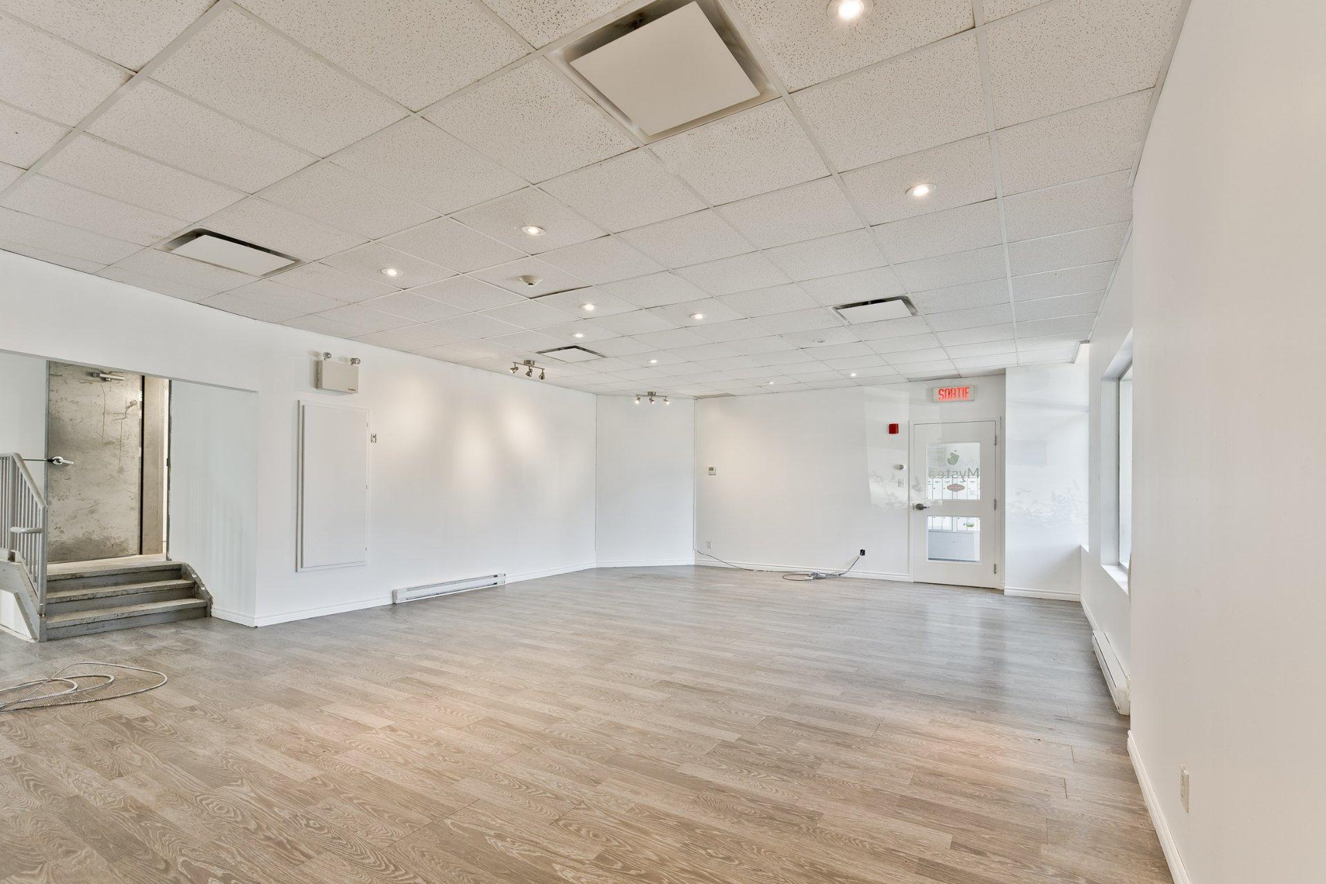 









373


Rue King E.

, 102,
Sherbrooke (Fleurimont),




QC
J1G1B4

