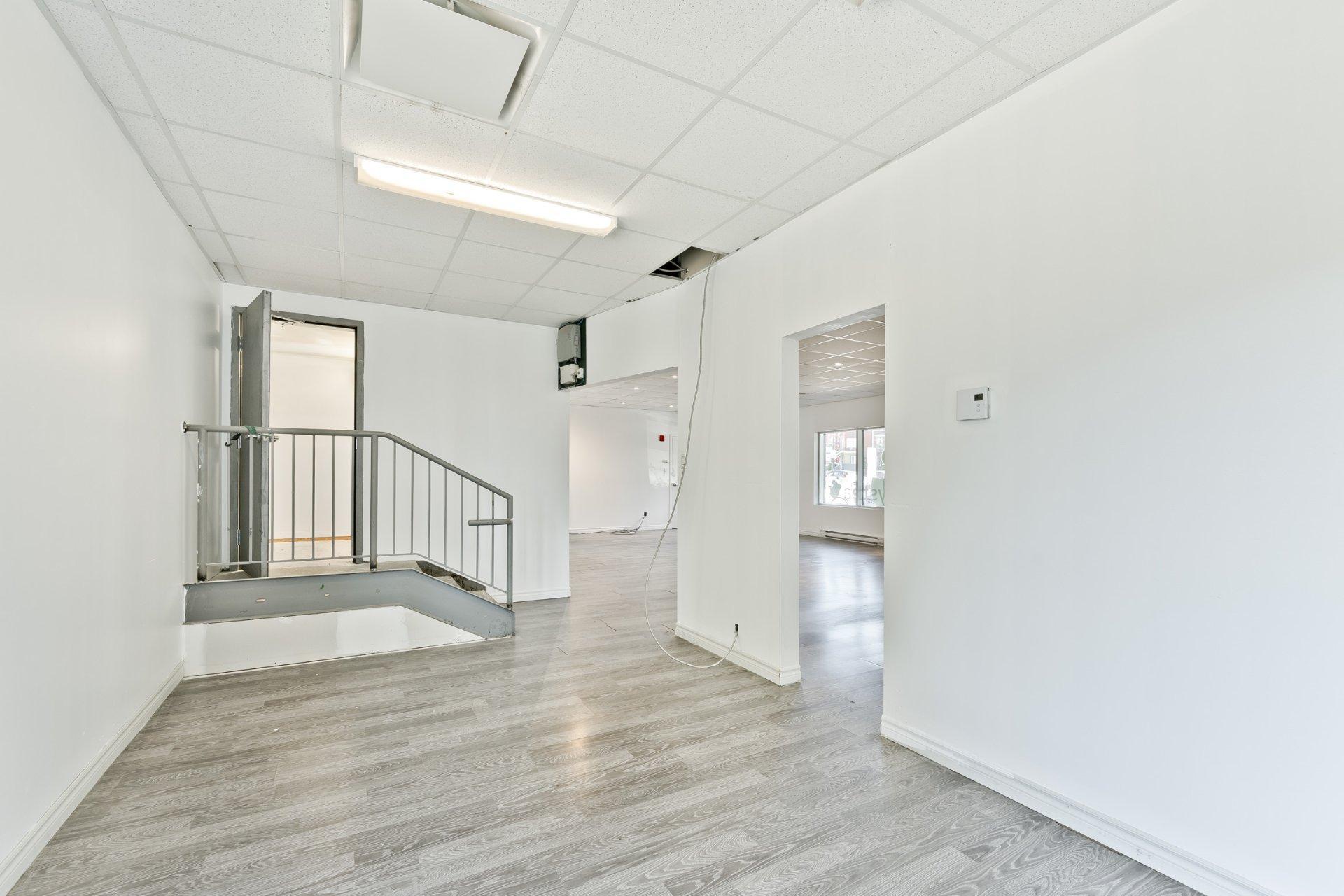 









373


Rue King E.

, 102,
Sherbrooke (Fleurimont),




QC
J1G1B4

