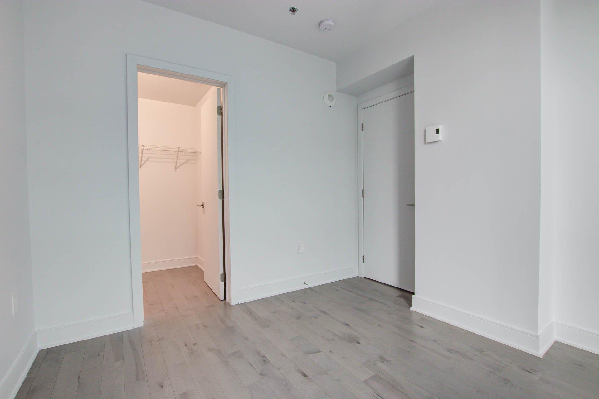 









2320


Rue Tupper

, 2903,
Montréal (Ville-Marie),




QC
H3H0B8

