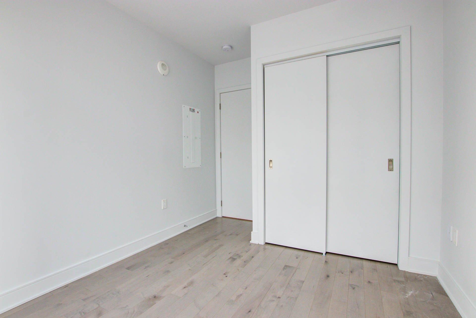 









2320


Rue Tupper

, 2903,
Montréal (Ville-Marie),




QC
H3H0B8

