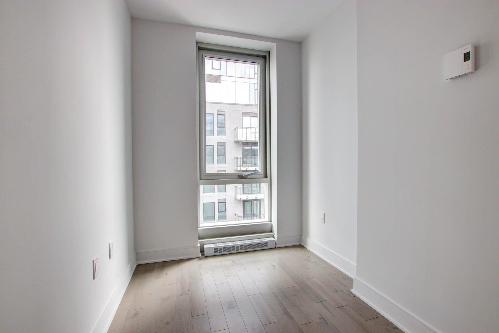 









2320


Rue Tupper

, 2903,
Montréal (Ville-Marie),




QC
H3H0B8

