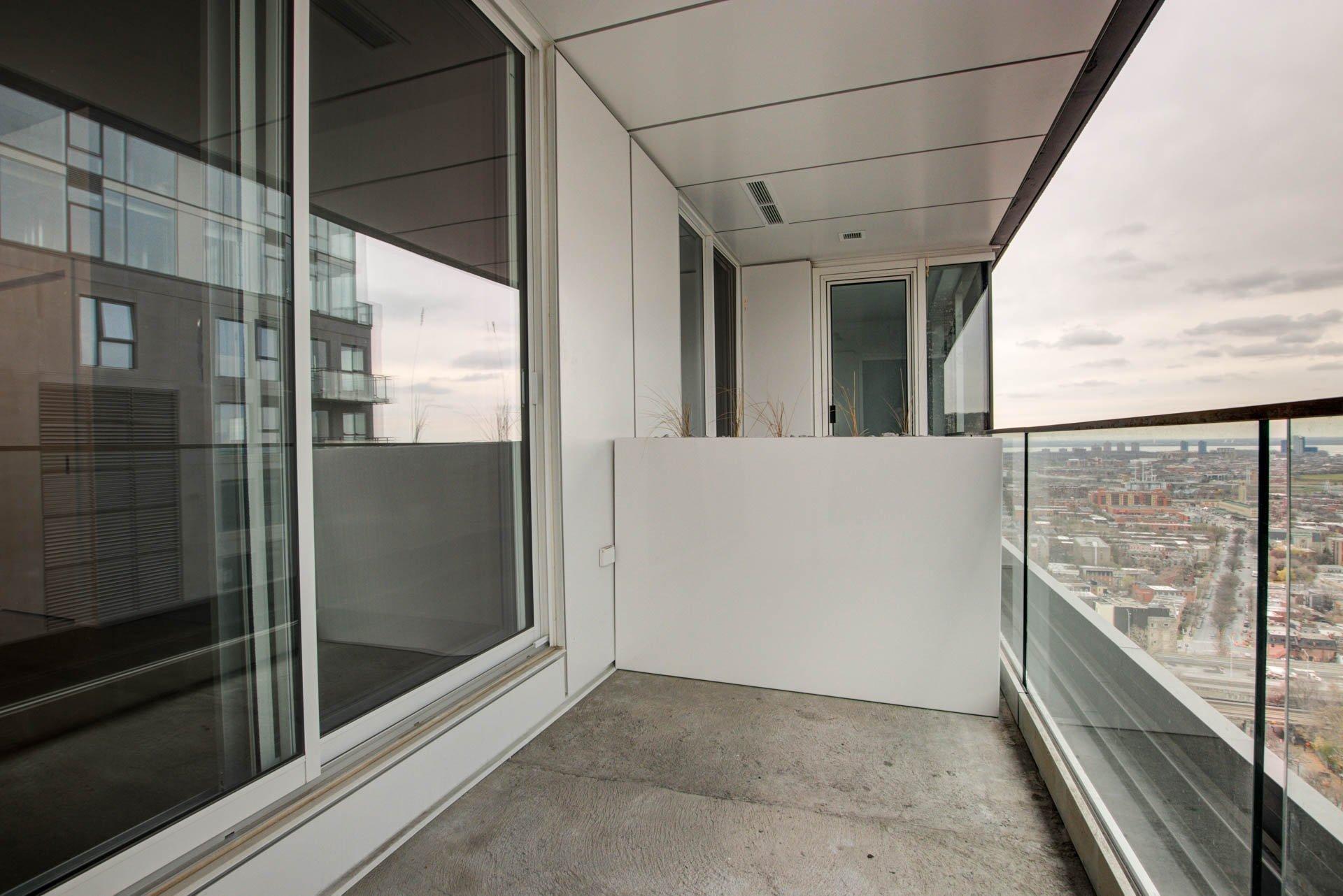 









2320


Rue Tupper

, 2903,
Montréal (Ville-Marie),




QC
H3H0B8

