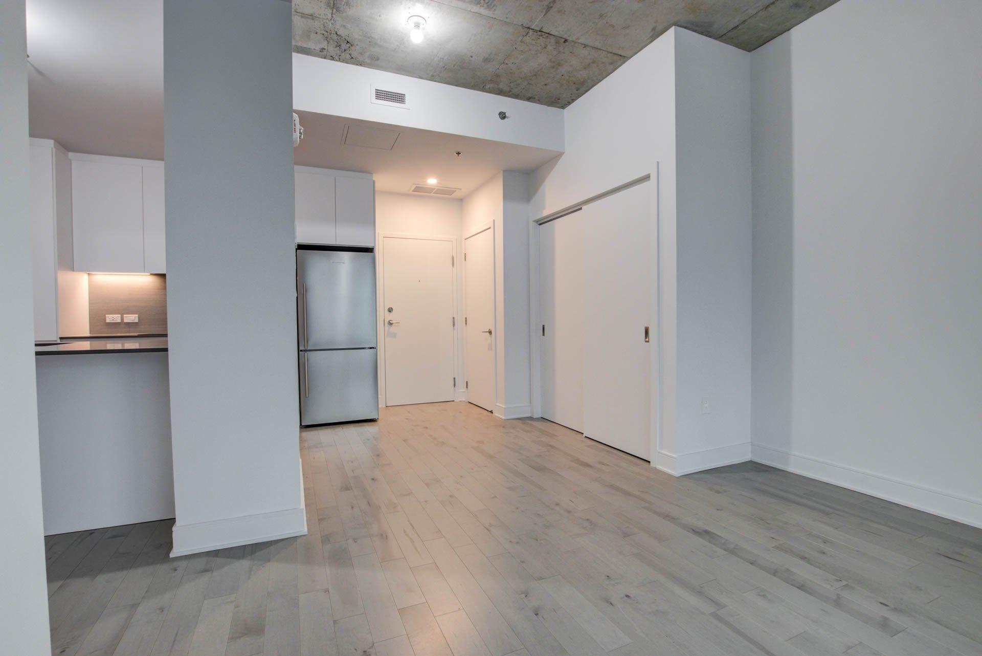 









2320


Rue Tupper

, 2903,
Montréal (Ville-Marie),




QC
H3H0B8

