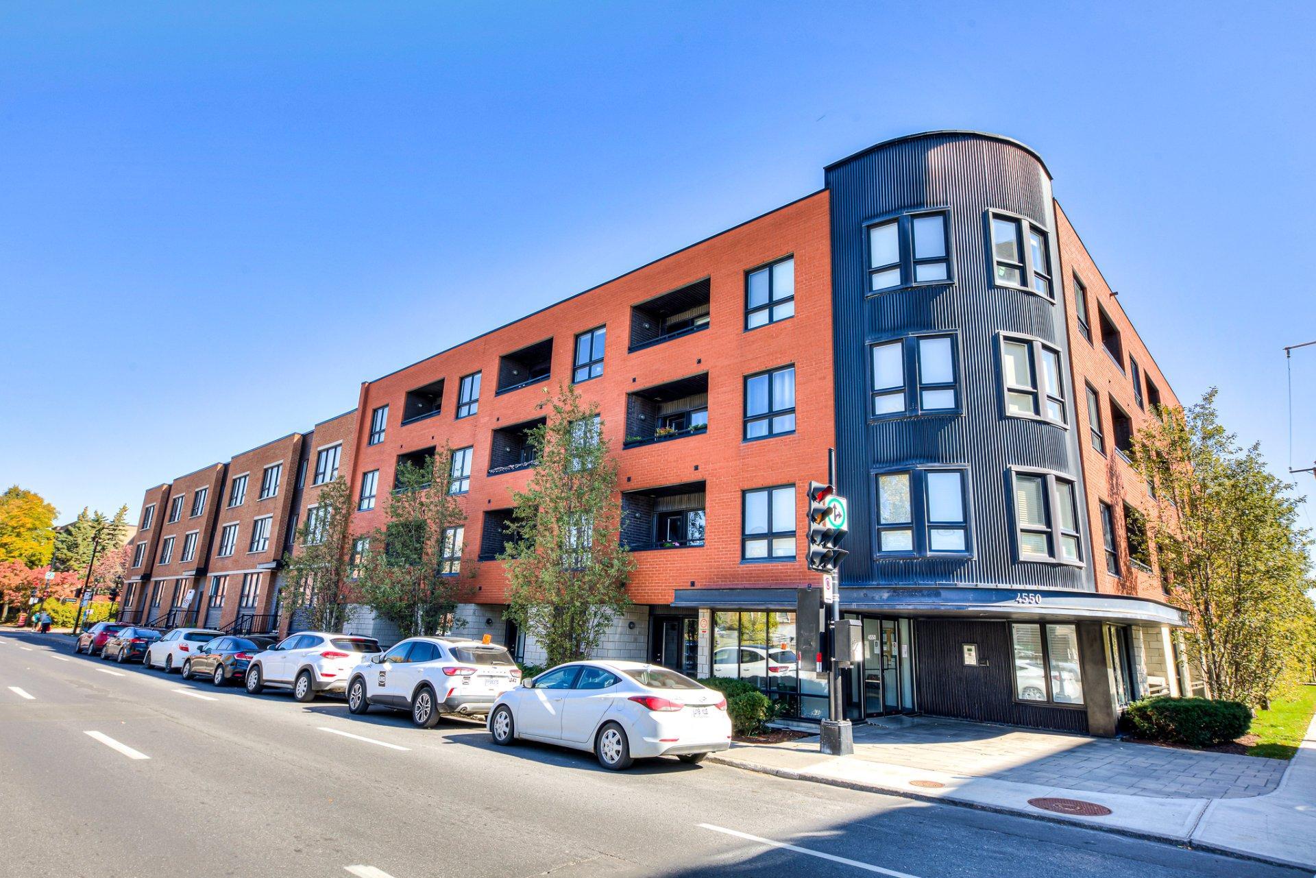 









4550


Rue Hochelaga

, 409,
Montréal (Mercier/Hochelaga-Maisonneuve),




QC
H1V1C5

