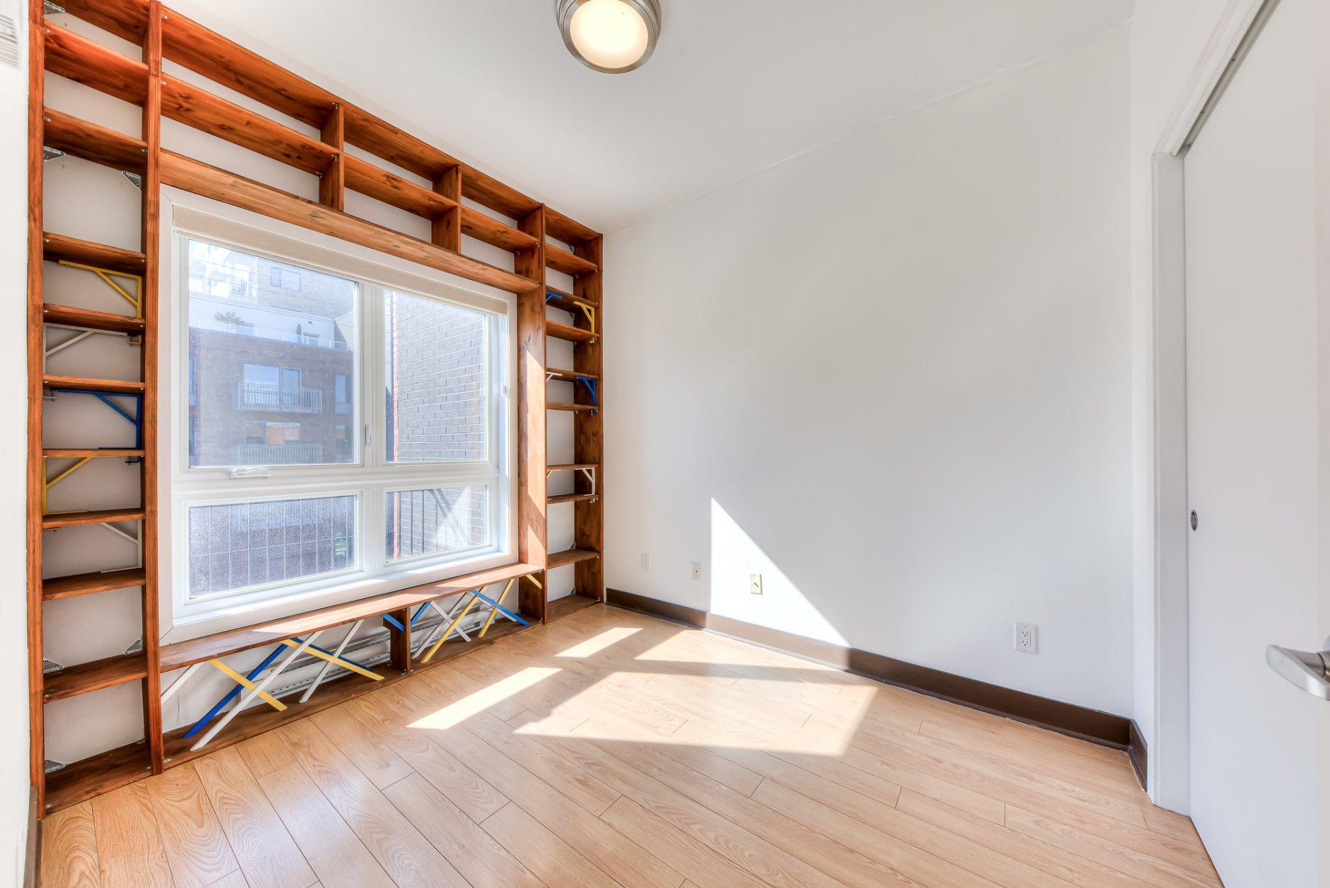 









4550


Rue Hochelaga

, 409,
Montréal (Mercier/Hochelaga-Maisonneuve),




QC
H1V1C5

