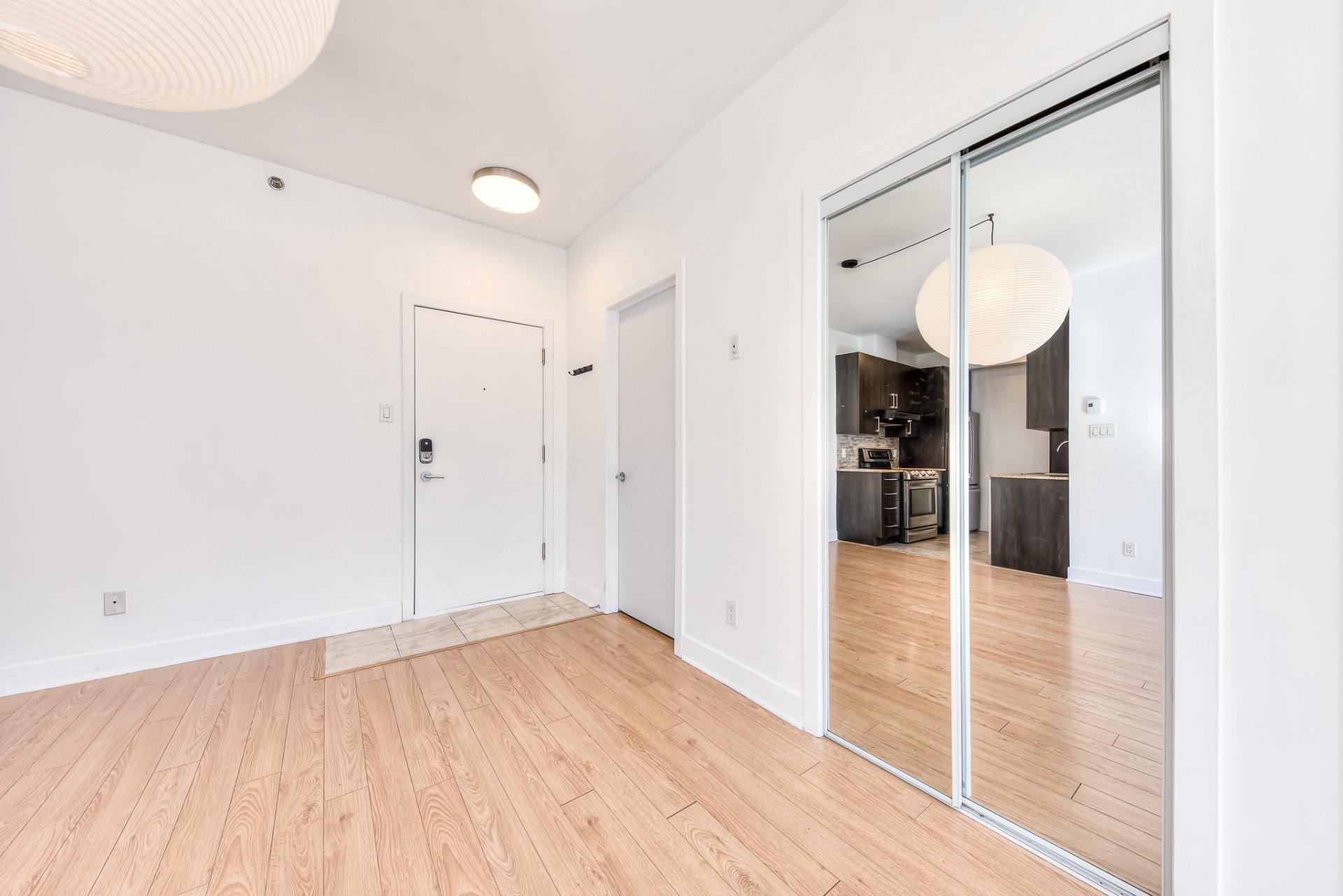 









4550


Rue Hochelaga

, 409,
Montréal (Mercier/Hochelaga-Maisonneuve),




QC
H1V1C5

