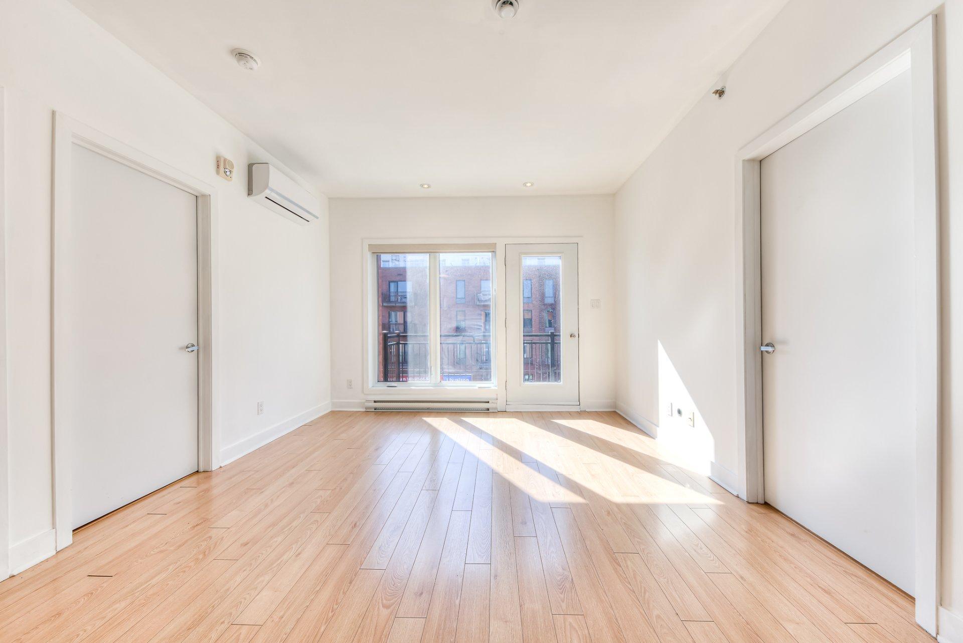 









4550


Rue Hochelaga

, 409,
Montréal (Mercier/Hochelaga-Maisonneuve),




QC
H1V1C5

