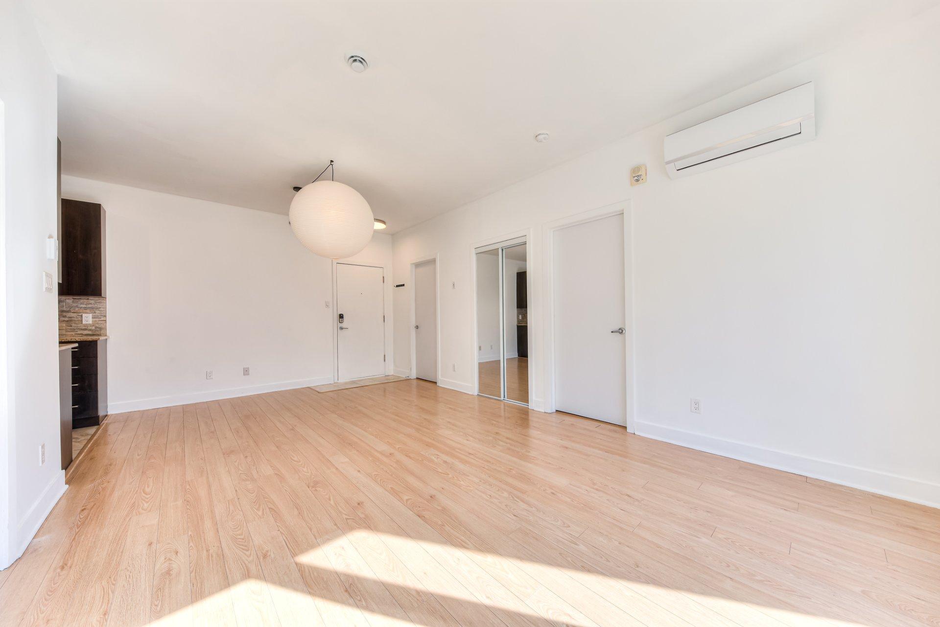 









4550


Rue Hochelaga

, 409,
Montréal (Mercier/Hochelaga-Maisonneuve),




QC
H1V1C5

