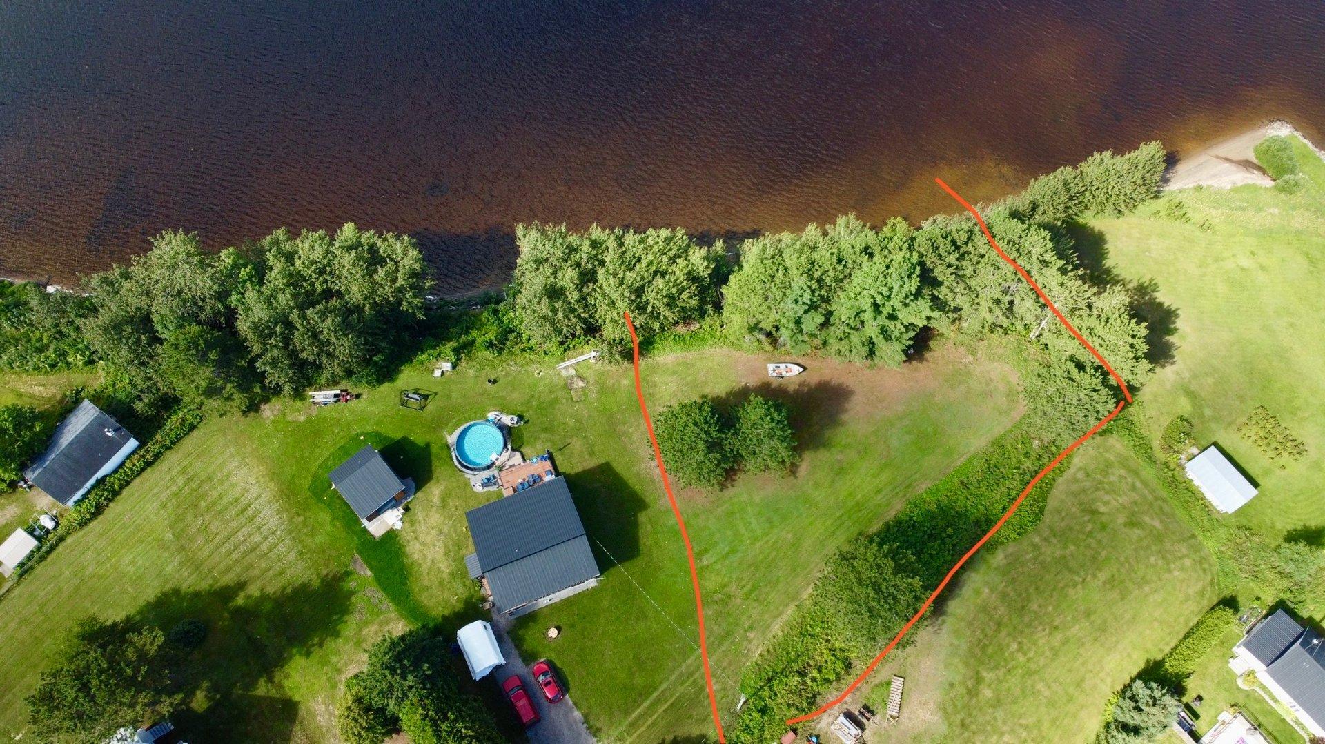 









103


Ch. Eva

,
Lac-Bouchette,







QC
G0W1V0

