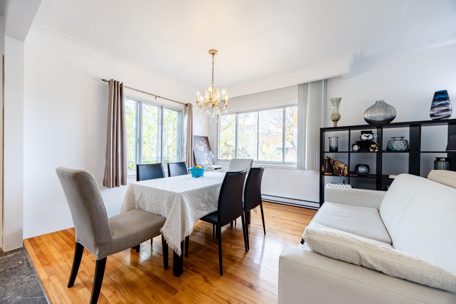 









4950


Av. Powell

,
Montréal (Côte-des-Neiges/Notre-Dame-de-Grâce),




QC
H4P1E7

