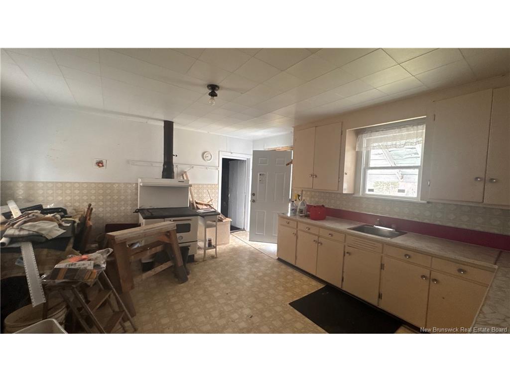 









14


Branche Du Nord

,
Acadieville,




NB
E4Y 1M5

