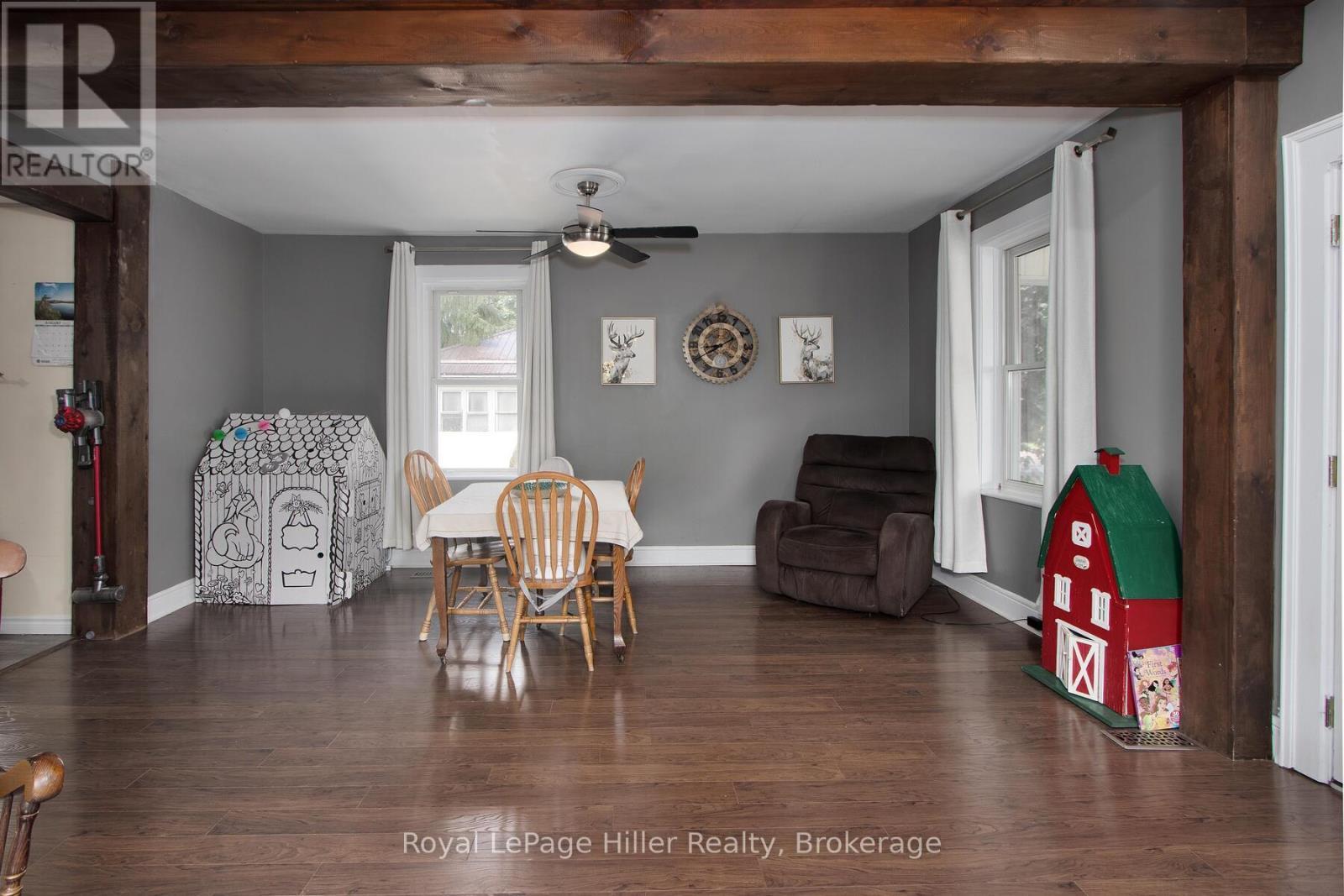 












53 GEORGE STREET E

,
Huron East (Seaforth),




Ontario
N0K1W0

