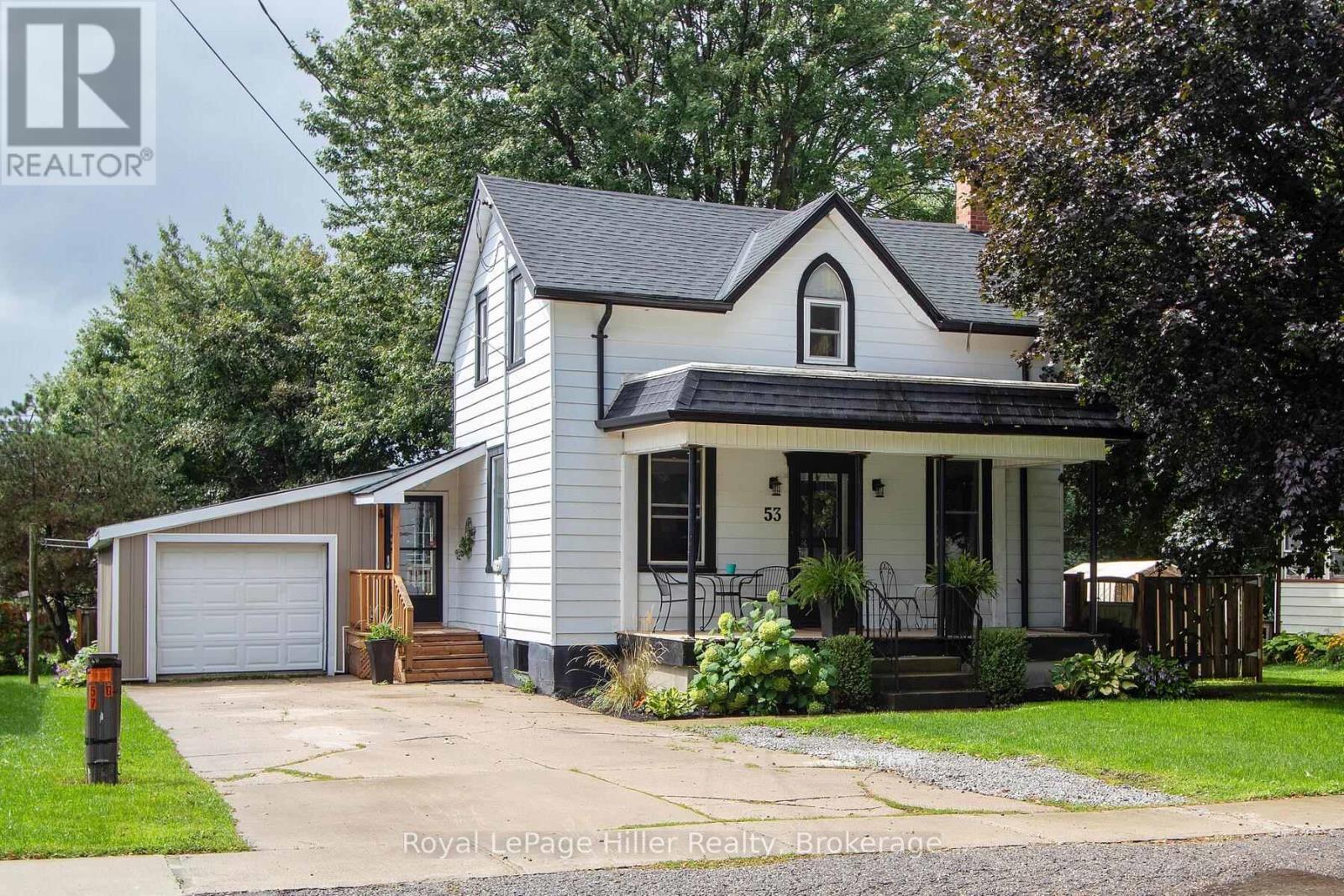 












53 GEORGE STREET E

,
Huron East (Seaforth),




Ontario
N0K1W0

