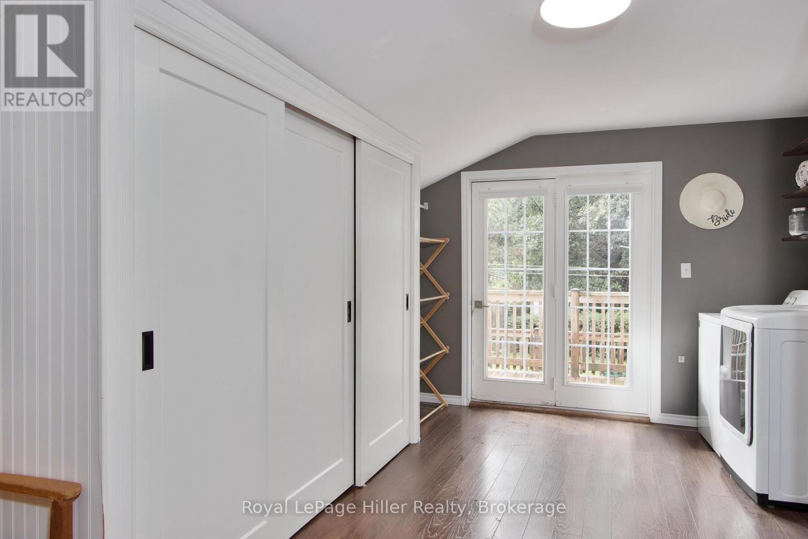 












53 GEORGE STREET E

,
Huron East (Seaforth),




Ontario
N0K1W0

