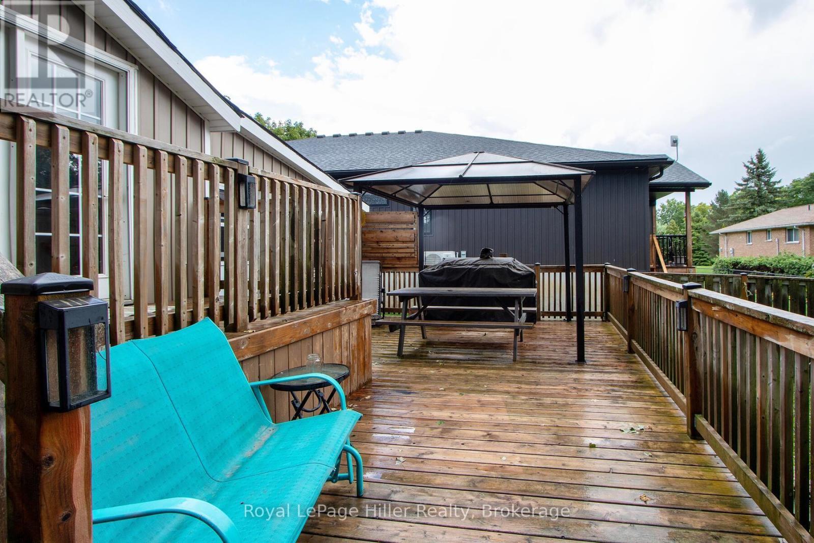 












53 GEORGE STREET E

,
Huron East (Seaforth),




Ontario
N0K1W0

