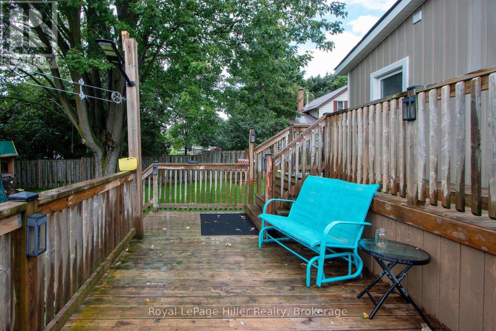 












53 GEORGE STREET E

,
Huron East (Seaforth),




Ontario
N0K1W0

