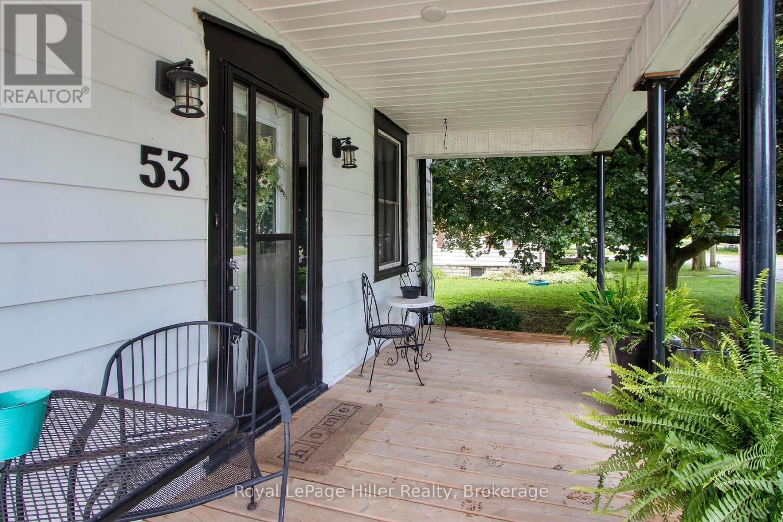 












53 GEORGE STREET E

,
Huron East (Seaforth),




Ontario
N0K1W0

