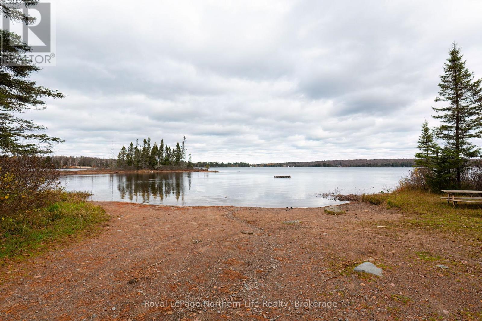 












566 DEER LAKE ROAD

,
Parry Sound Remote Area (Lount),




Ontario
P0A1X0

