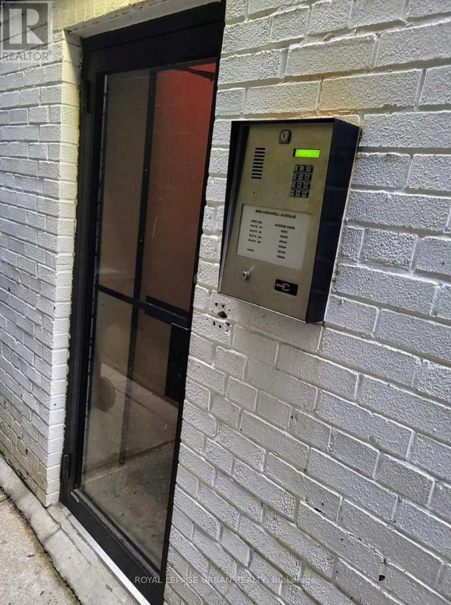 












1B - 985 COXWELL AVENUE

,
Toronto,




Ontario
M4C3G4

