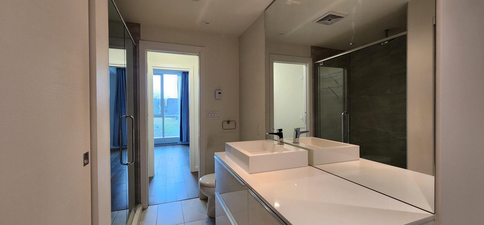 









1450


Boul. René-Lévesque O.

, 311,
Montréal (Ville-Marie),




QC
H3G0E1

