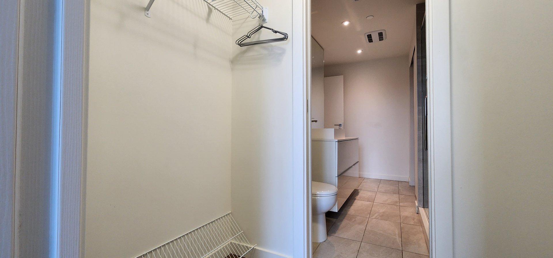 









1450


Boul. René-Lévesque O.

, 311,
Montréal (Ville-Marie),




QC
H3G0E1

