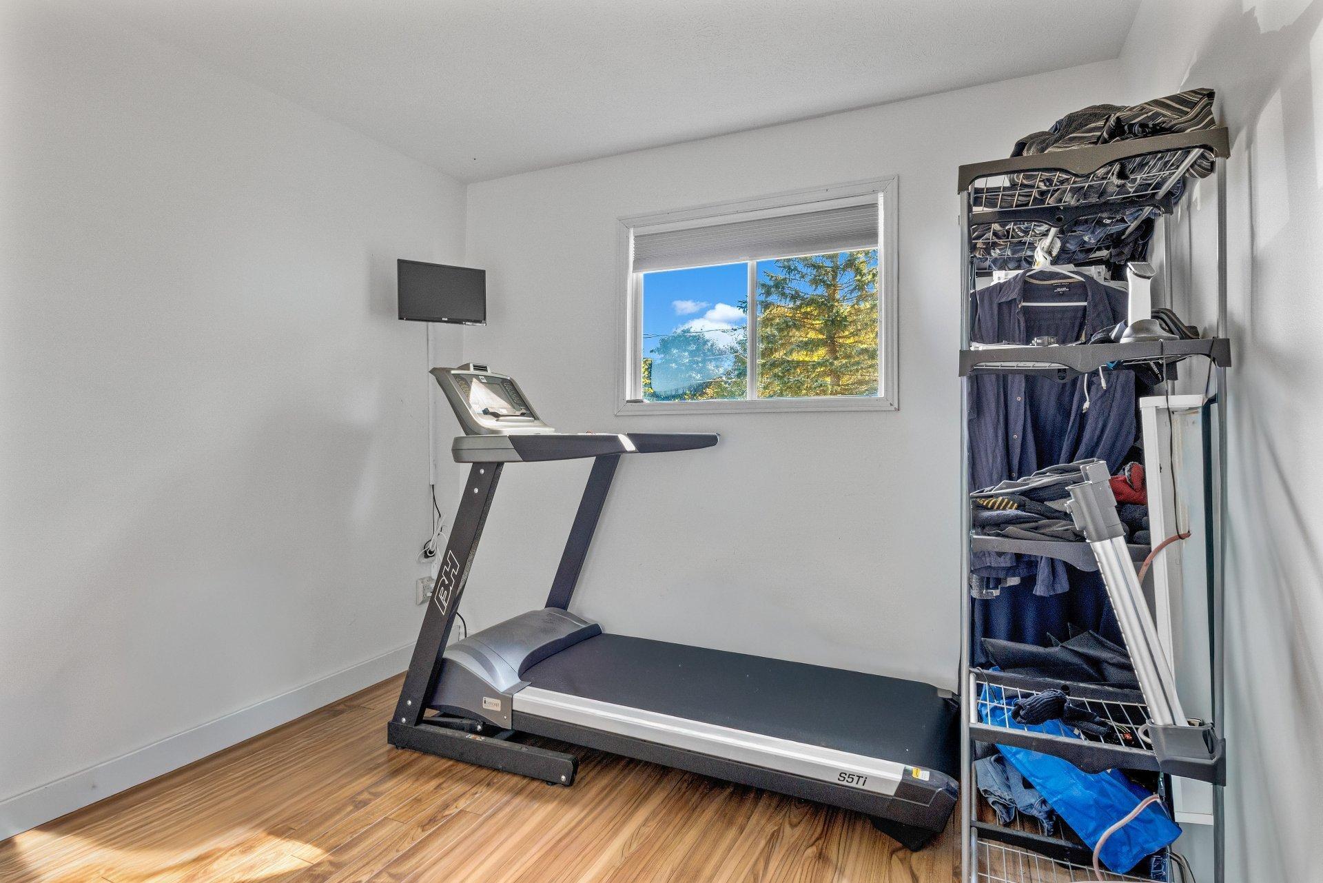 









220


Rue Ducharme

,
Sainte-Catherine-de-Hatley,




QC
J0B1W0

