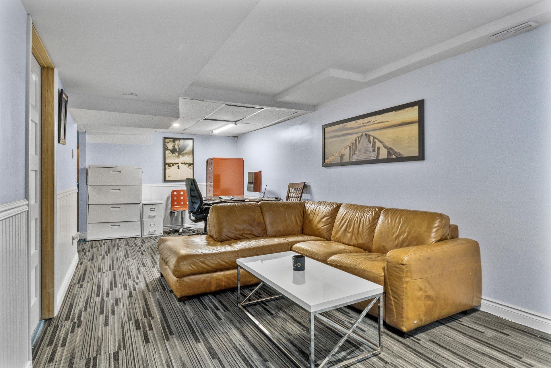 









220


Rue Ducharme

,
Sainte-Catherine-de-Hatley,




QC
J0B1W0

