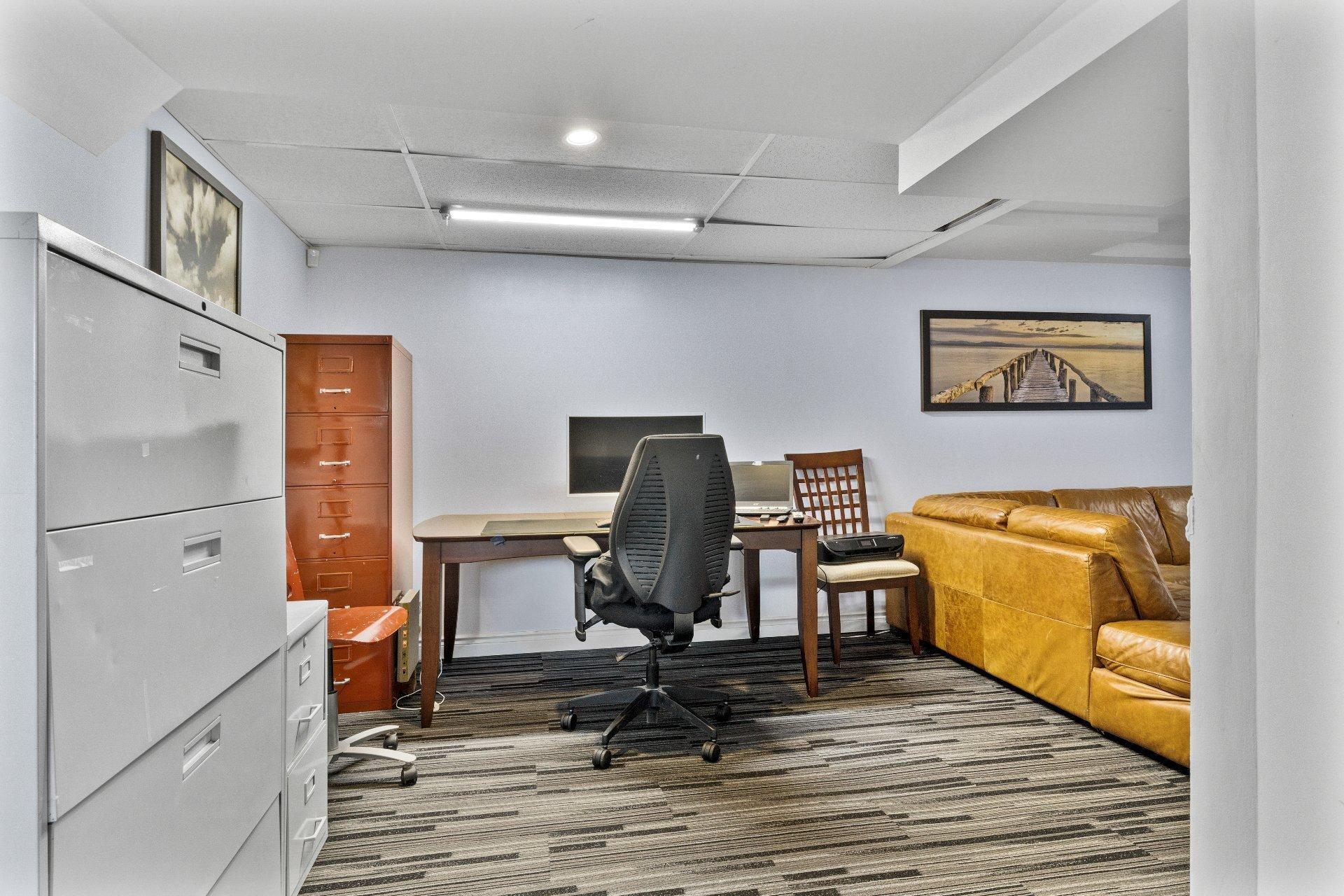 









220


Rue Ducharme

,
Sainte-Catherine-de-Hatley,




QC
J0B1W0

