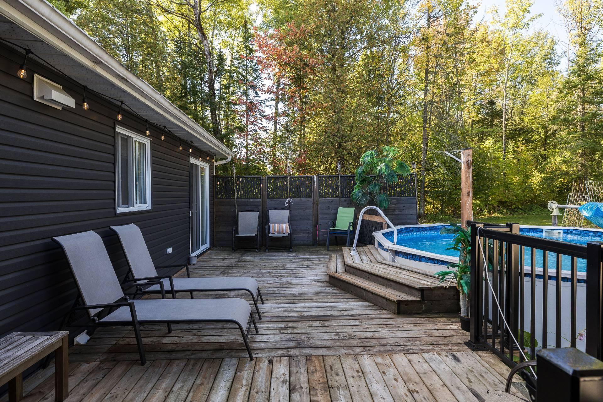 









220


Rue Ducharme

,
Sainte-Catherine-de-Hatley,




QC
J0B1W0

