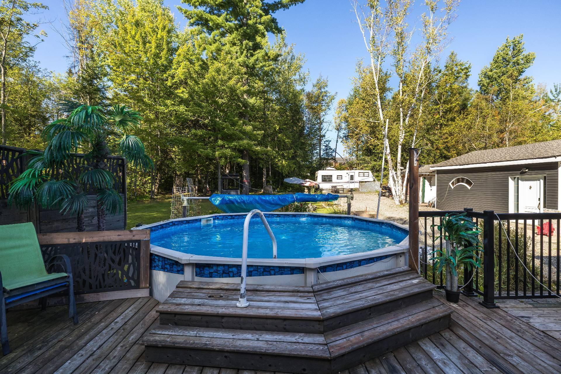 









220


Rue Ducharme

,
Sainte-Catherine-de-Hatley,




QC
J0B1W0

