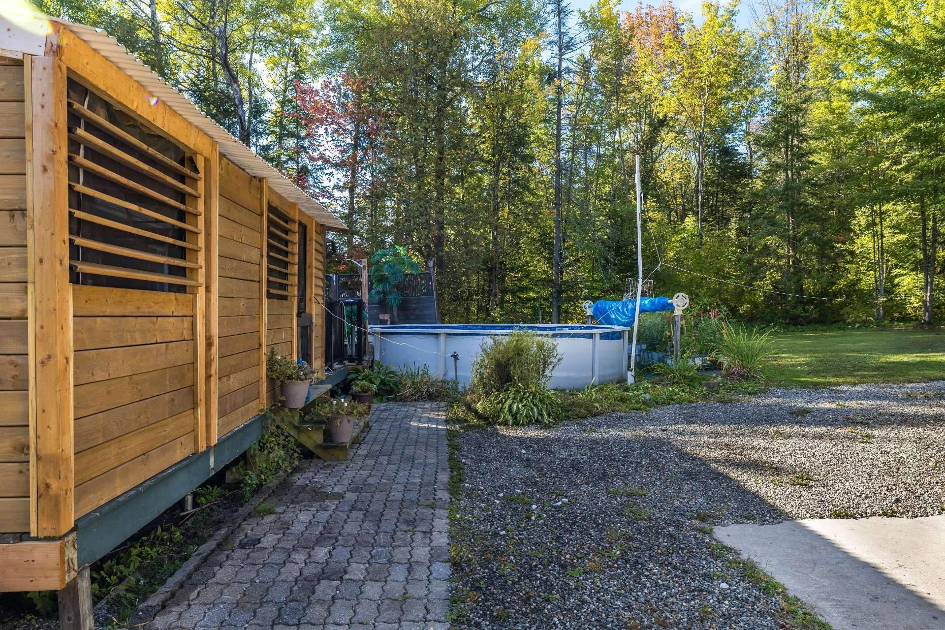 









220


Rue Ducharme

,
Sainte-Catherine-de-Hatley,




QC
J0B1W0

