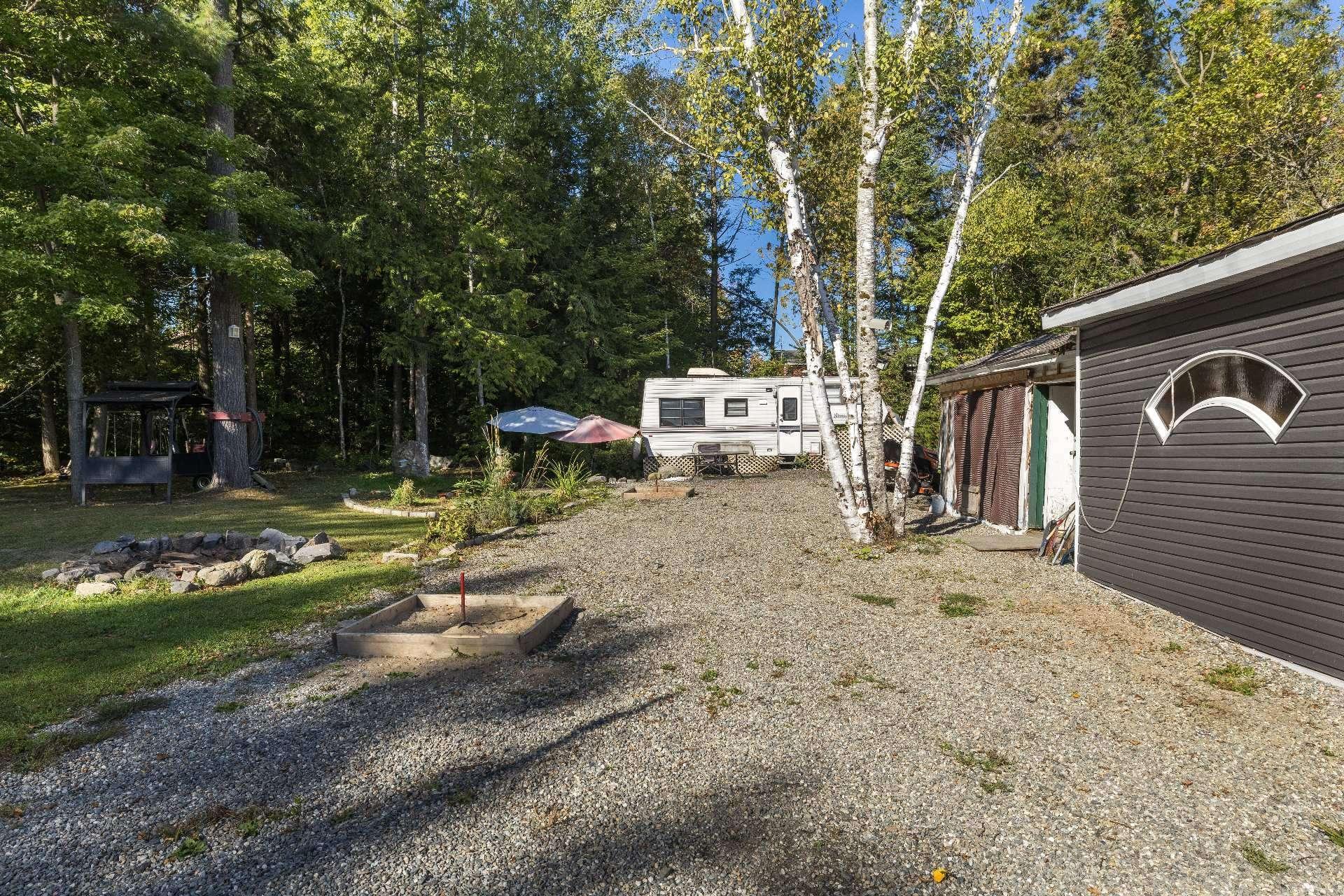 









220


Rue Ducharme

,
Sainte-Catherine-de-Hatley,




QC
J0B1W0

