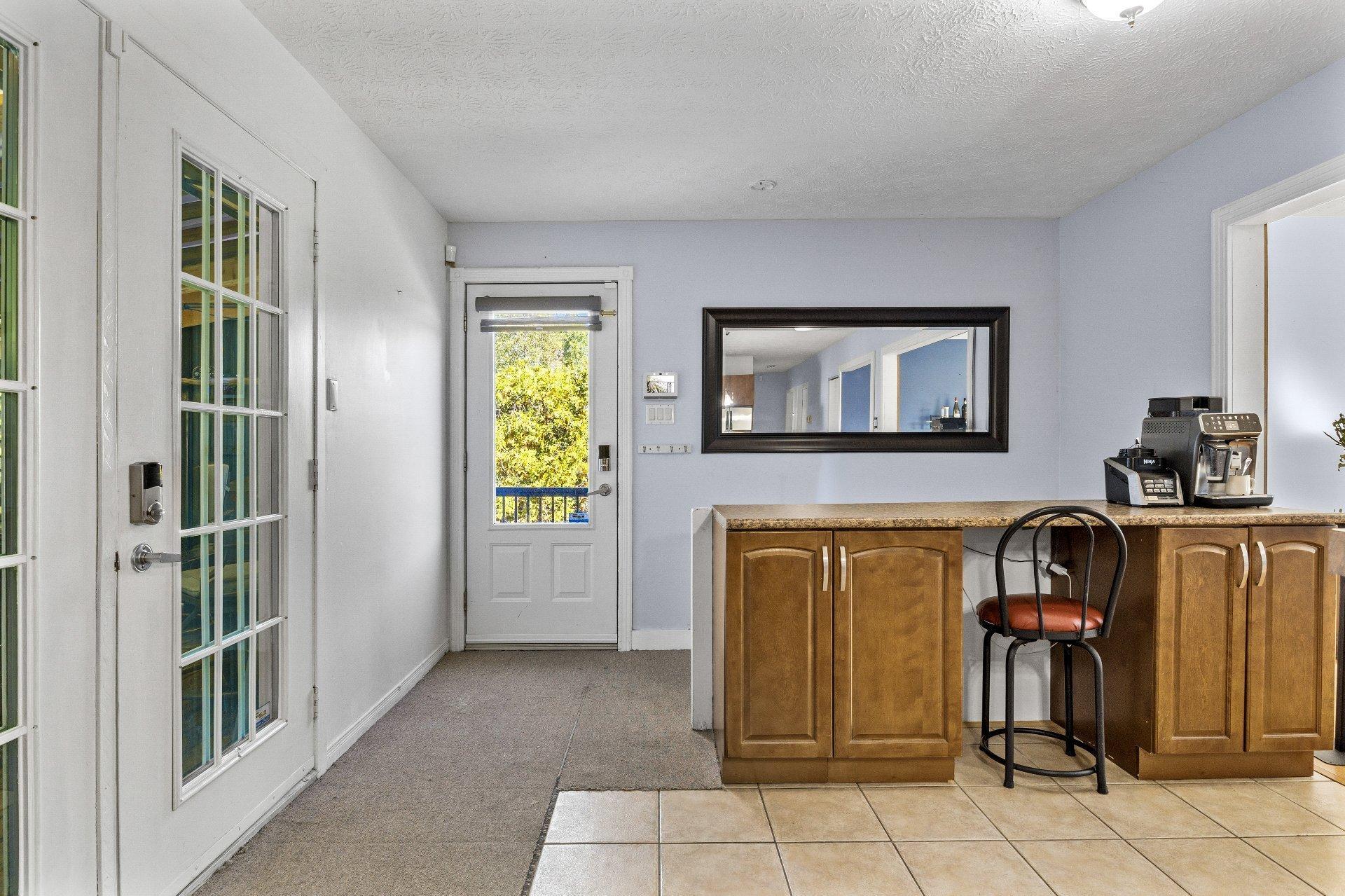 









220


Rue Ducharme

,
Sainte-Catherine-de-Hatley,




QC
J0B1W0

