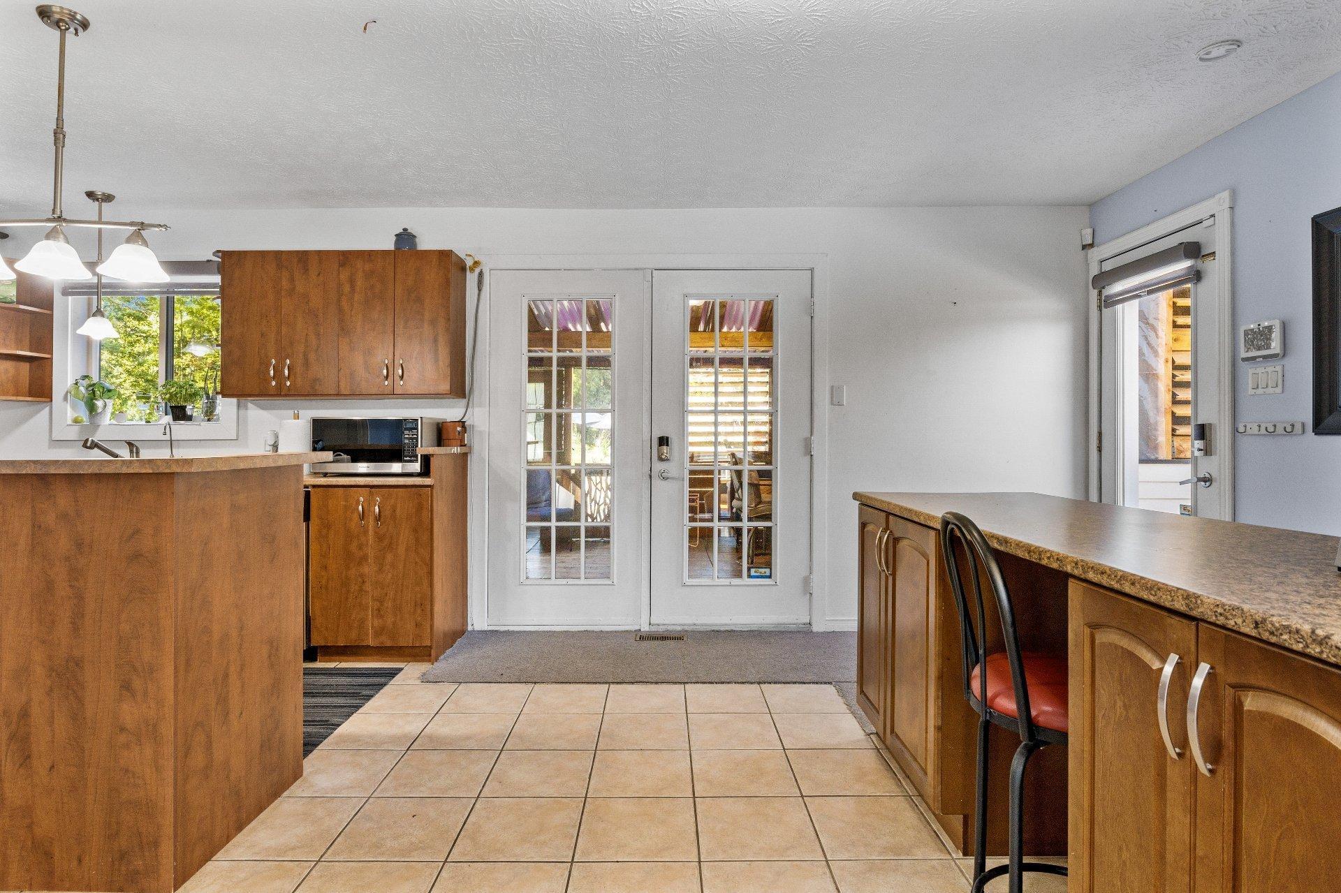 









220


Rue Ducharme

,
Sainte-Catherine-de-Hatley,




QC
J0B1W0

