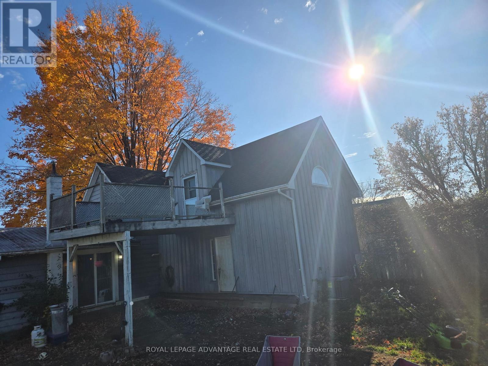 












73 ALICE STREET

,
Smiths Falls,




Ontario
K7A2W6

