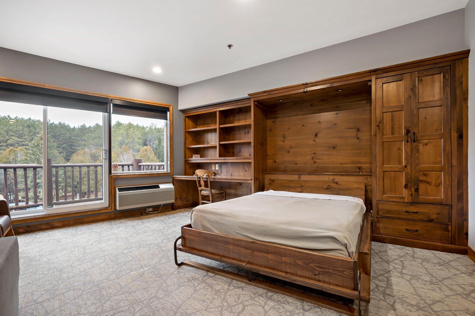 









2396


Rue Labelle

, 338,
Mont-Tremblant,




QC
J8E1T8

