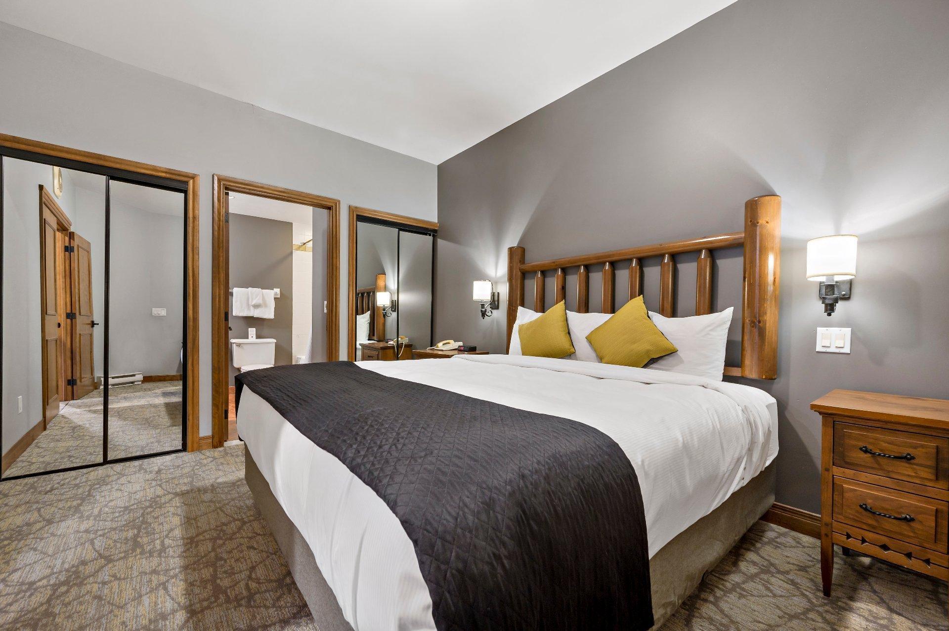 









2396


Rue Labelle

, 338,
Mont-Tremblant,




QC
J8E1T8

