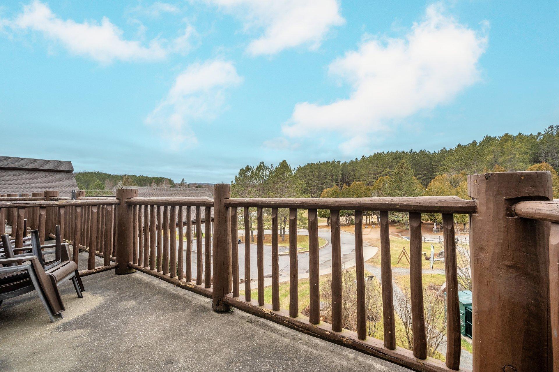 









2396


Rue Labelle

, 338,
Mont-Tremblant,




QC
J8E1T8

