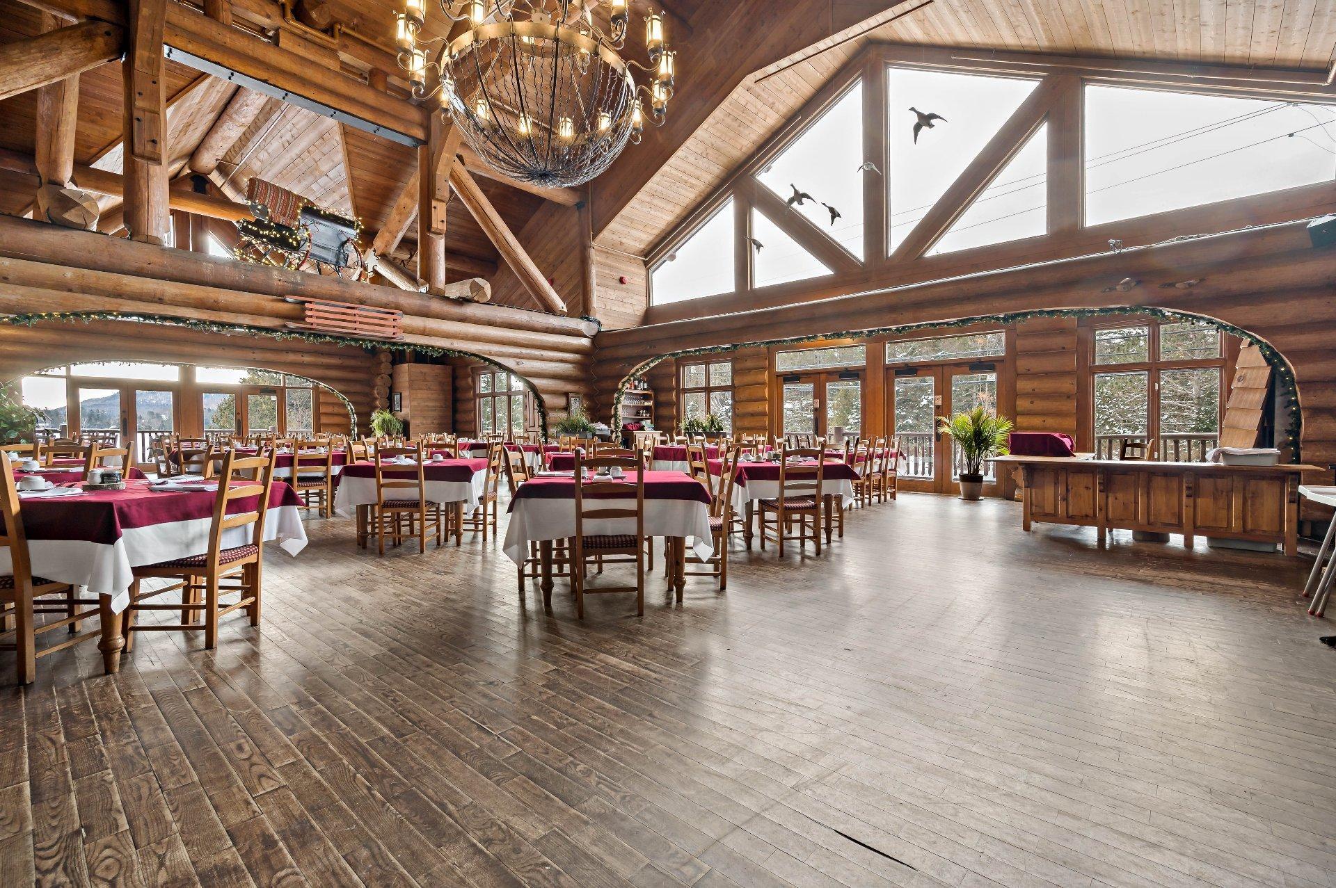 









2396


Rue Labelle

, 338,
Mont-Tremblant,




QC
J8E1T8

