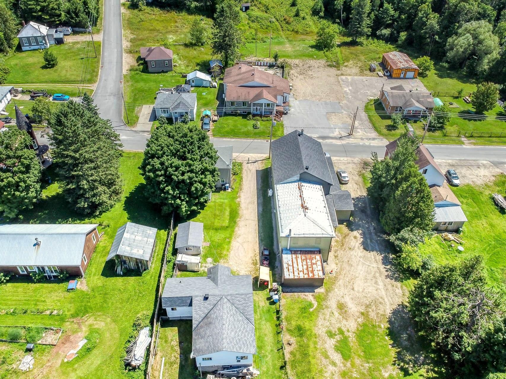 









339Z

 - 343Z


Route des Cantons

,
Saint-Émile-de-Suffolk,




QC
J0V1L0

