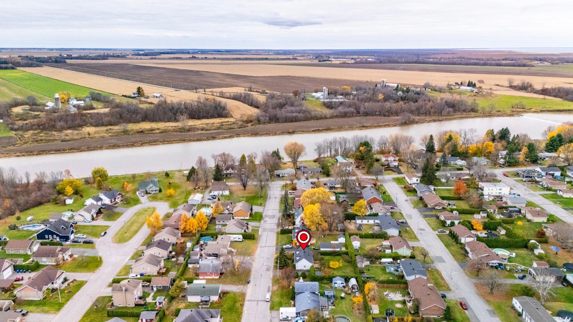 









201


Rue Pétrus-Désilets

,
Nicolet,




QC
J3T1A3

