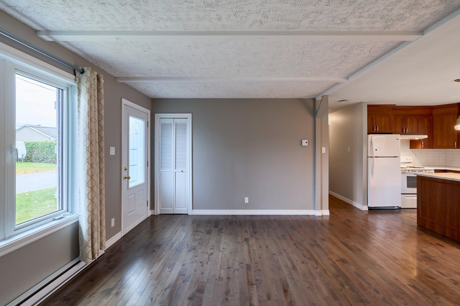 









201


Rue Pétrus-Désilets

,
Nicolet,




QC
J3T1A3

