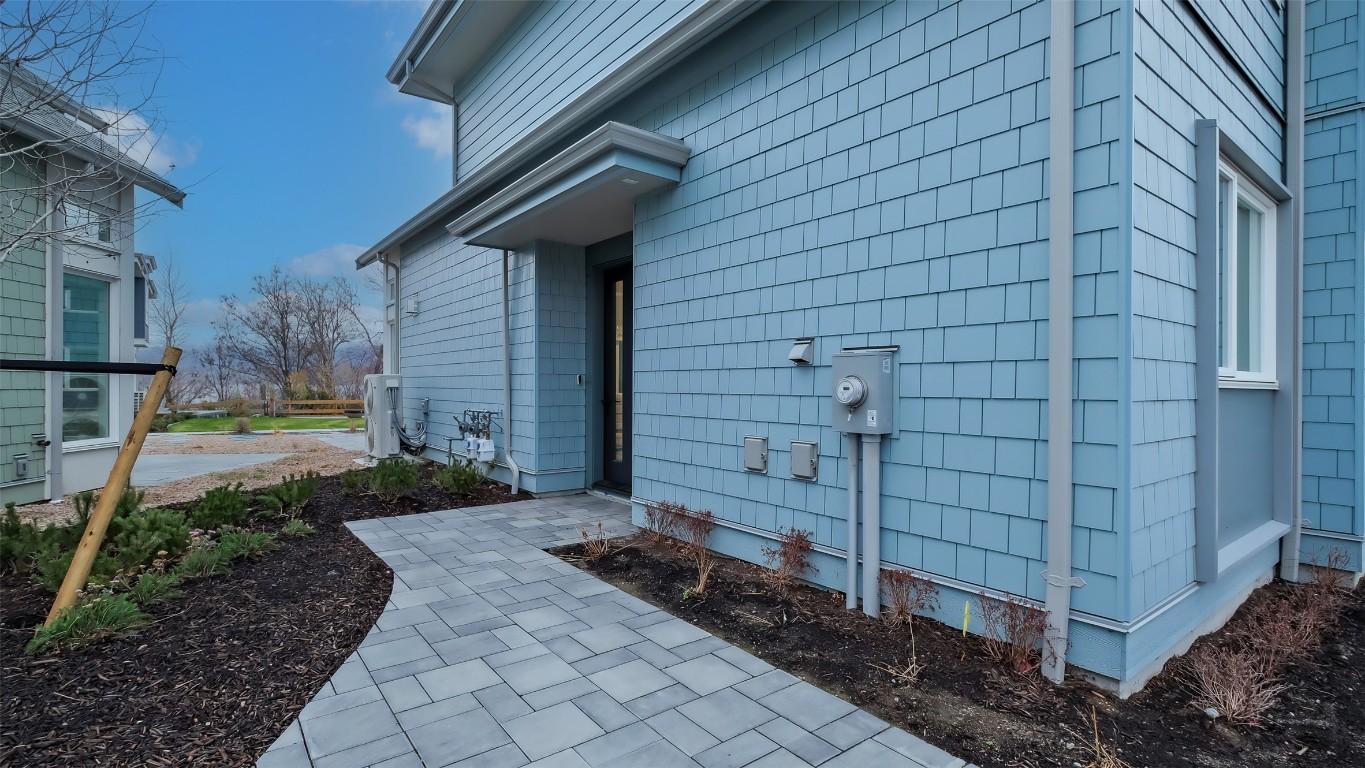 









3040


Landry

Crescent,
Summerland,




BC
V0H 1Z9

