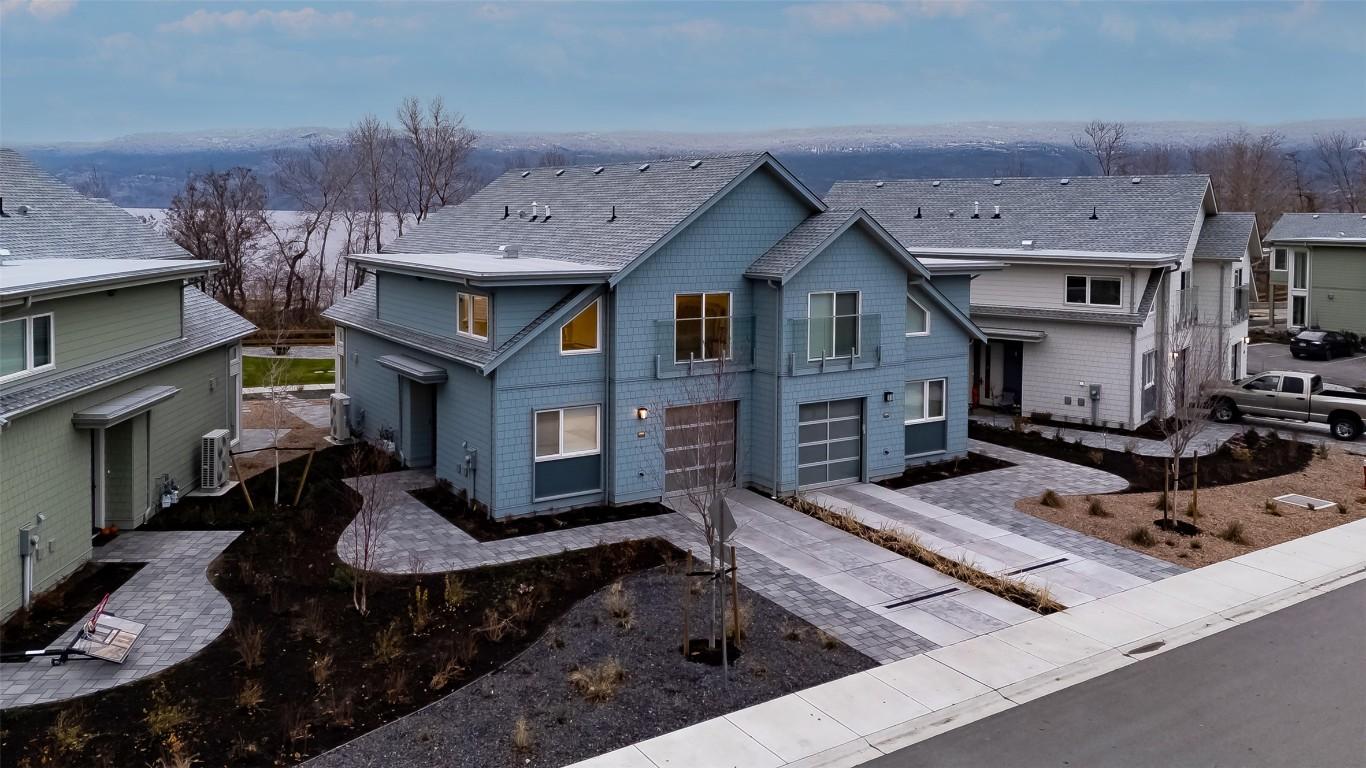 









3040


Landry

Crescent,
Summerland,




BC
V0H 1Z9

