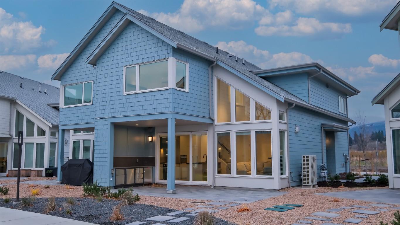 









3040


Landry

Crescent,
Summerland,




BC
V0H 1Z9

